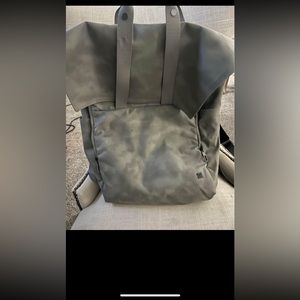 Men’s Lululemon backpack